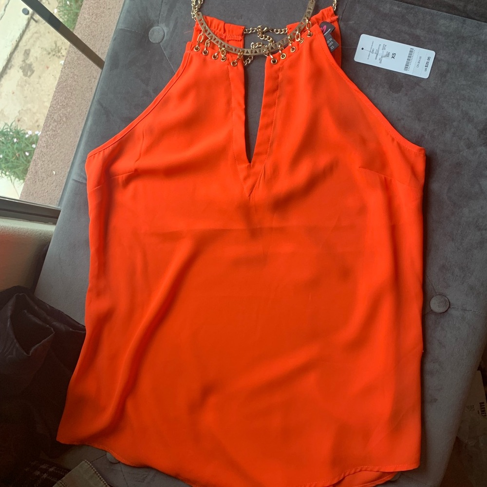 2b Bebe tops, Lot of 2
